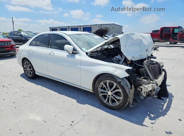 55SWF4JB3GU098497 2016 MERCEDES-BENZ C White Front right