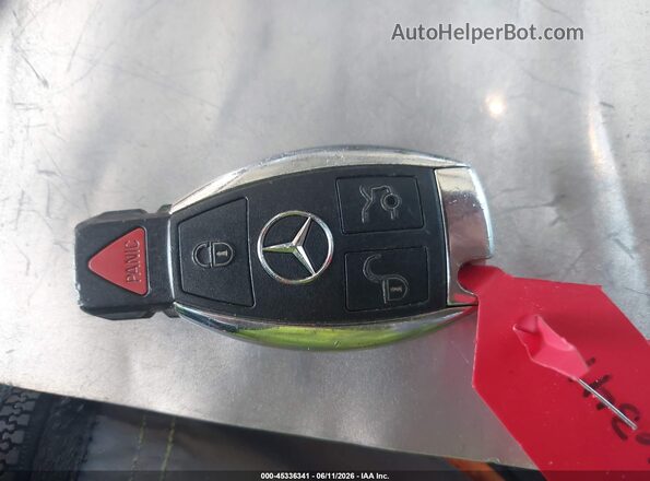 55SWF4JB3GU171206 2016 MERCEDES-BENZ C-CLASS White Առջևի վահանակի տեսք