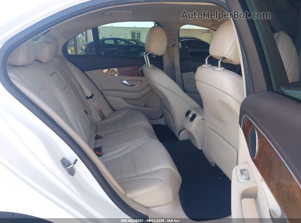 55SWF4JB3GU171206 2016 MERCEDES-BENZ C-CLASS White VIN կոդի պիտակի տեսք