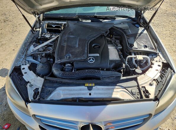 55SWF4JB3GU176308 2016 MERCEDES-BENZ C Серебряный Вид задней части салона