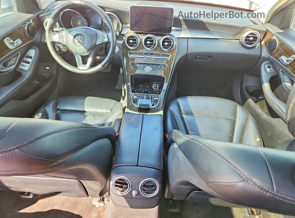 55SWF4JB3GU176308 2016 MERCEDES-BENZ C Серебряный Вид панели приборов