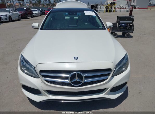 55SWF4JB3HU206103 2017 MERCEDES-BENZ C-CLASS White Widok zestawu wskaźników