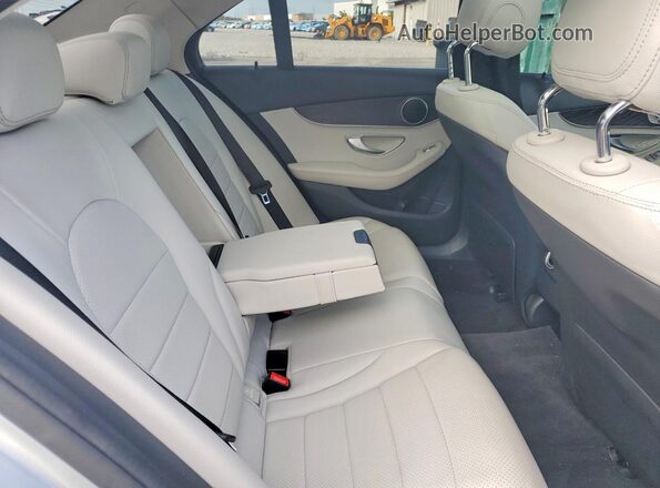 55SWF4JB3HU206649 2017 MERCEDES-BENZ C Silver 