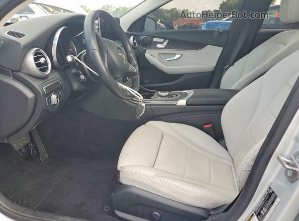 55SWF4JB3HU206649 2017 MERCEDES-BENZ C Silver 