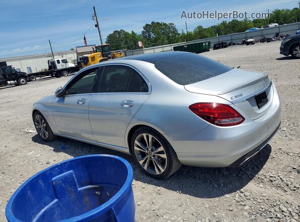 55SWF4JB3HU223564 2017 MERCEDES-BENZ C Серебряный Задняя левая четверть