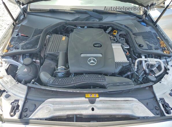 55SWF4JB3HU223564 2017 MERCEDES-BENZ C Серебряный Вид задней части салона