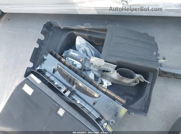 55SWF4JB3HU233141 2017 MERCEDES-BENZ C-CLASS Silver Vista del cuadro de instrumentos