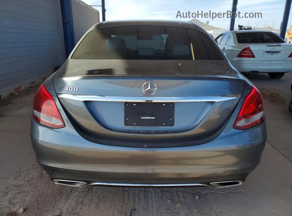 55SWF4JB3JU247496 2018 MERCEDES-BENZ C Gray Vista trasera