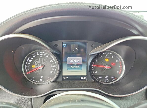 55SWF4JB4HU186492 2017 MERCEDES-BENZ C White Սարքավորումների վահանակի տեսք