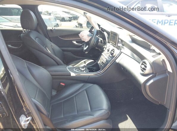 55SWF4JB4HU194530 2017 MERCEDES-BENZ C-CLASS Black Widok wnętrza z przodu