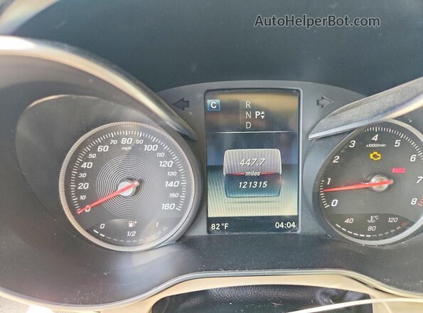 55SWF4JB4HU201654 2017 MERCEDES-BENZ C Белый Вид щитка приборов