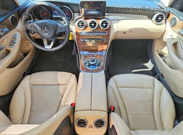 55SWF4JB4HU201654 2017 MERCEDES-BENZ C Белый Вид панели приборов