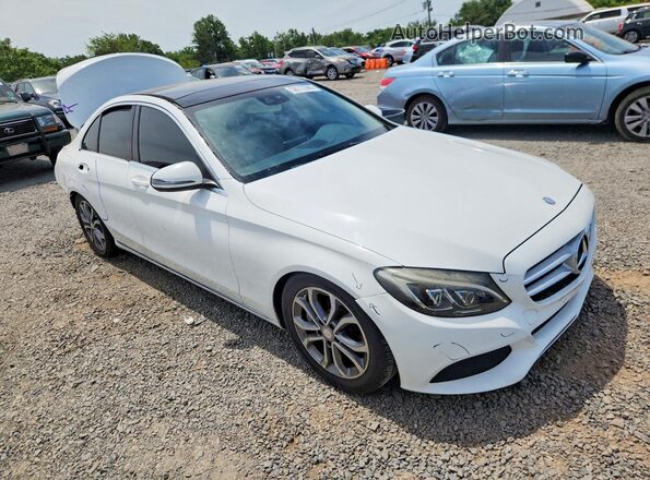 55SWF4JB4HU203324 2017 MERCEDES-BENZ C White Przód prawy