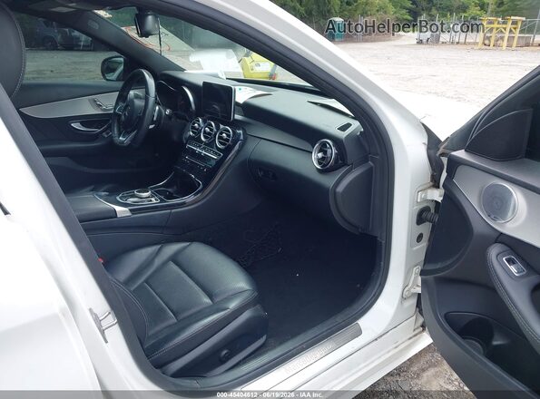 55SWF4JB4JU249855 2018 MERCEDES-BENZ C-CLASS Белый Вид салона спереди