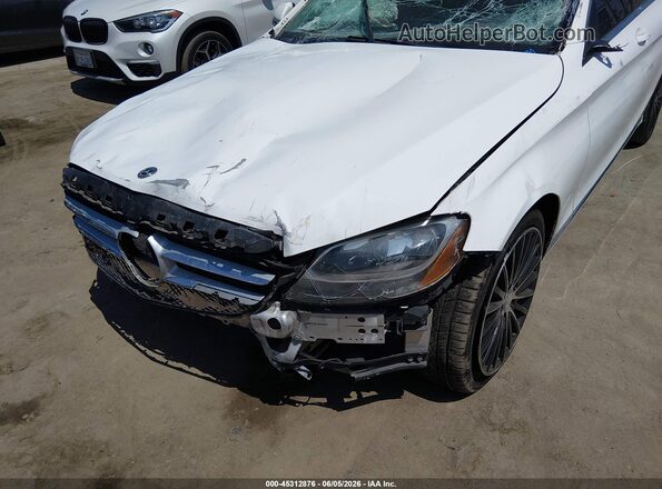 55SWF4JB4JU253940 2018 MERCEDES-BENZ C-CLASS White Вид спереду