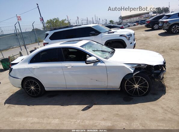55SWF4JB4JU253940 2018 MERCEDES-BENZ C-CLASS White Вид задньої частини салону