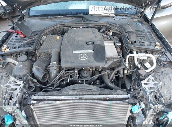 55SWF4JB4JU262122 2018 MERCEDES-BENZ C-CLASS Gray Widok z tyłu