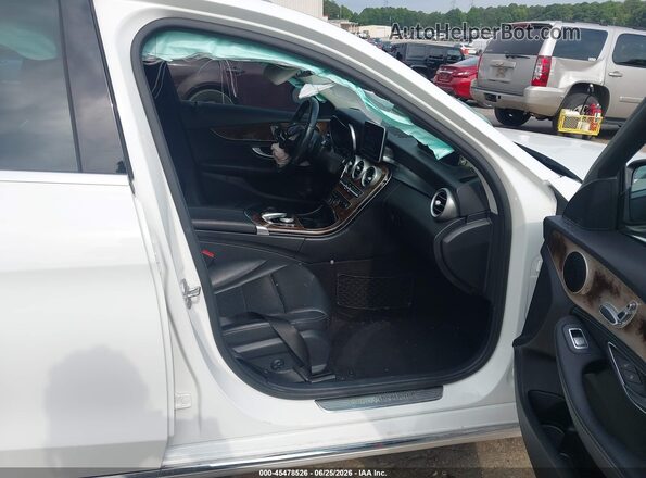 55SWF4JB5GU105644 2016 MERCEDES-BENZ C-CLASS White Вид салону спереду
