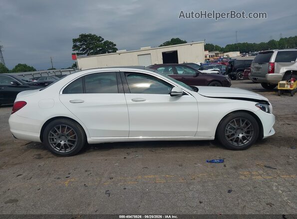 55SWF4JB5GU105644 2016 MERCEDES-BENZ C-CLASS White Вид задньої частини салону