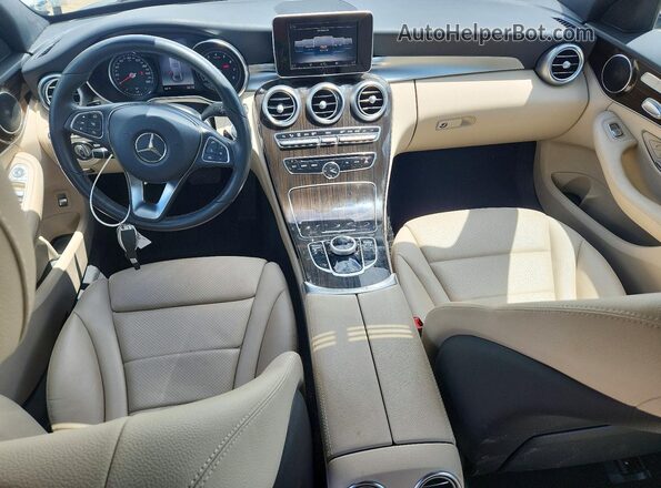 55SWF4JB5JU247726 2018 MERCEDES-BENZ C Белый Вид панели приборов
