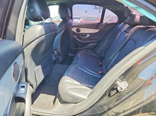55SWF4JB5JU270035 2018 MERCEDES-BENZ C Black Vista de los asientos traseros