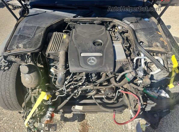 55SWF4JB6HU225034 2017 MERCEDES-BENZ C Black Widok wnętrza z tyłu