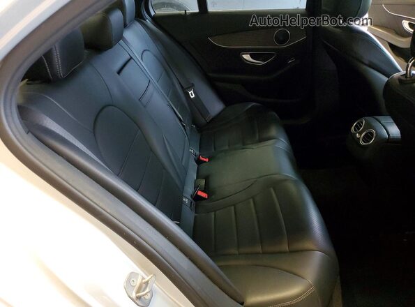 55SWF4JB6HU232145 2017 MERCEDES-BENZ C Silver უკანა სავარძლების ხედი