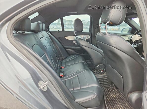 55SWF4JB6JU237447 2018 MERCEDES-BENZ C Gray Vista de los asientos traseros
