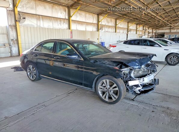 55SWF4JB6JU240218 2018 MERCEDES-BENZ C Черный Передняя правая четверть