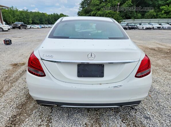 55SWF4JB6JU245340 2018 MERCEDES-BENZ C White უკანა ხედი