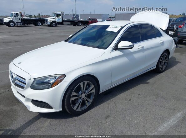 55SWF4JB7GU122607 2016 MERCEDES-BENZ C-CLASS White Vista tres cuartos delantera izquierda