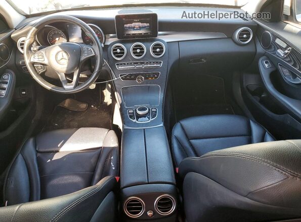 55SWF4JB7HU232252 2017 MERCEDES-BENZ C White Vista del salpicadero