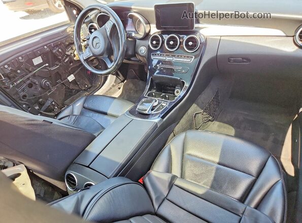 55SWF4JB8GU127086 2016 MERCEDES-BENZ C Gray Vista del salpicadero
