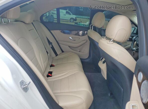 55SWF4JB8GU140808 2016 MERCEDES-BENZ C White Вид задніх сидінь