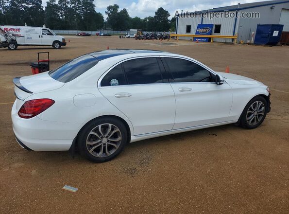 55SWF4JB8GU140808 2016 MERCEDES-BENZ C White Задня права чверть