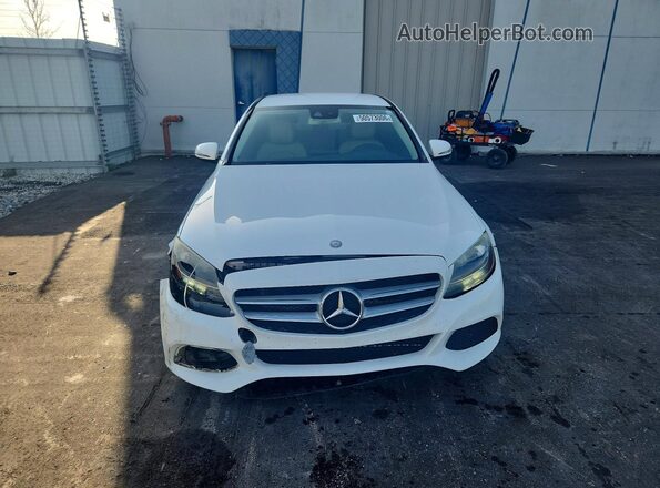 55SWF4JB8GU158676 2016 MERCEDES-BENZ C White 