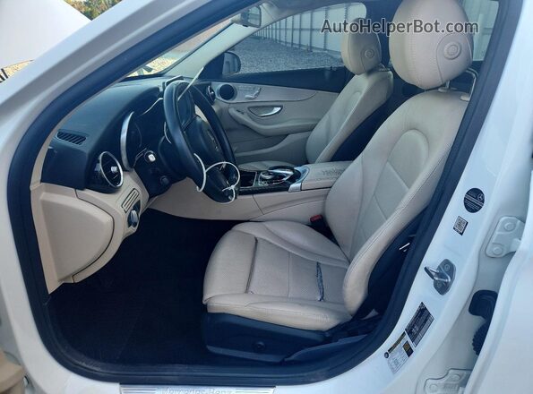 55SWF4JB8GU158676 2016 MERCEDES-BENZ C White 