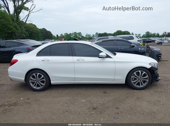 55SWF4JB8HU216559 2017 MERCEDES-BENZ C-CLASS White Widok wnętrza z tyłu