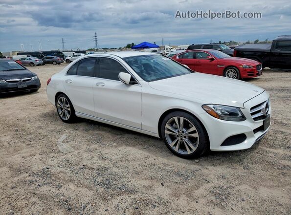 55SWF4JB8HU219719 2017 MERCEDES-BENZ C White Delantero derecho