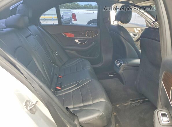 55SWF4JB8JU246411 2018 MERCEDES-BENZ C Silver 