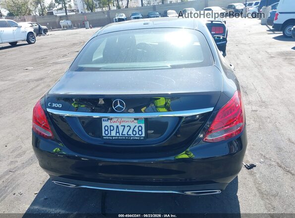 55SWF4JB8JU263080 2018 MERCEDES-BENZ C-CLASS Black 
