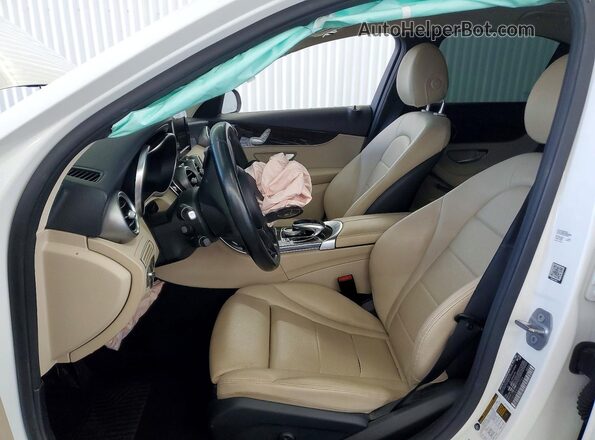 55SWF4JB9GU167984 2016 MERCEDES-BENZ C White Widok wnętrza z przodu
