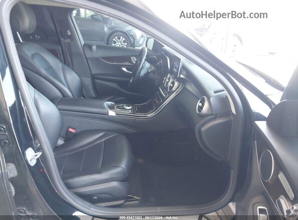 55SWF4JB9HU189646 2017 MERCEDES-BENZ C-CLASS Black Vista interior delantera