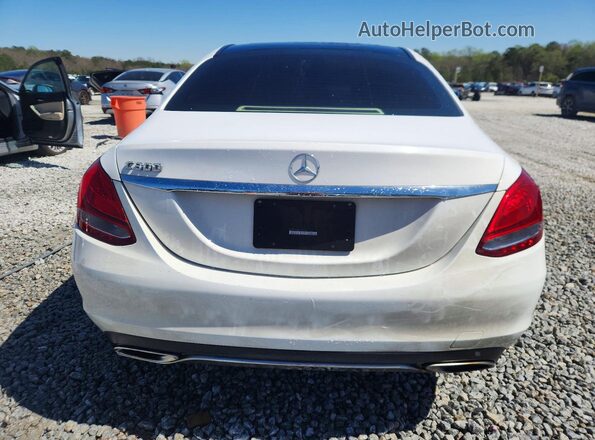 55SWF4JB9HU201858 2017 MERCEDES-BENZ C White უკანა ხედი