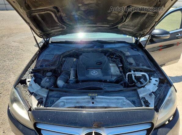 55SWF4JB9HU219633 2017 MERCEDES-BENZ C Black Vista interior trasera