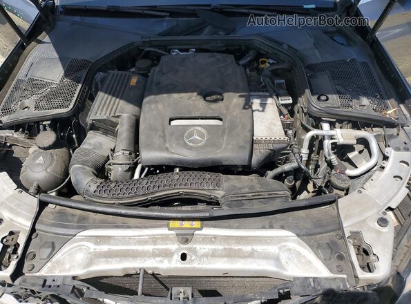 55SWF4JBXHU194600 2017 MERCEDES-BENZ C Gray Rear interior view