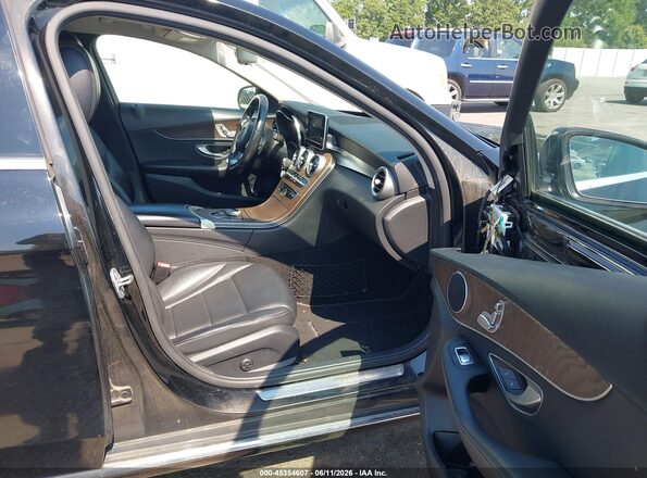 55SWF4JBXHU225649 2017 MERCEDES-BENZ C-CLASS Black Вид салону спереду