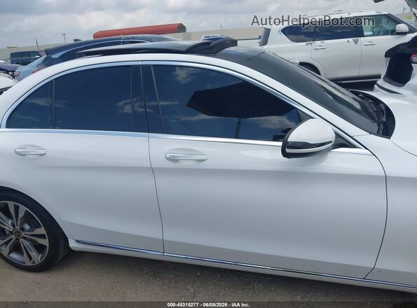 55SWF4JBXJU245471 2018 MERCEDES-BENZ C-CLASS White Vista interior trasera