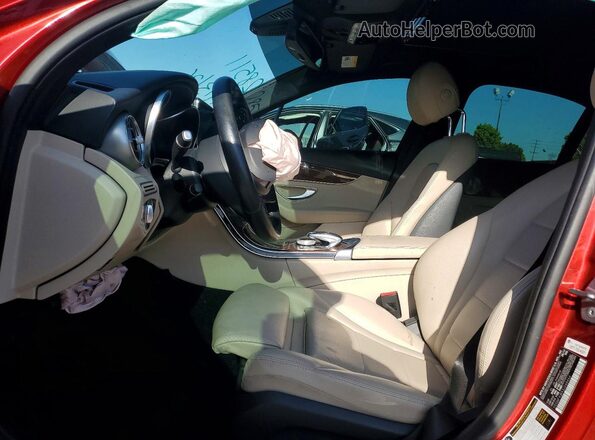 55SWF4JBXJU248466 2018 MERCEDES-BENZ C Red Vista interior delantera