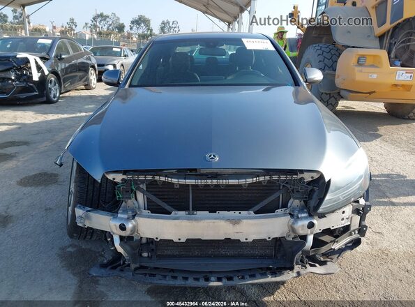 55SWF4JBXJU280950 2018 MERCEDES-BENZ C-CLASS Gray Rear interior view